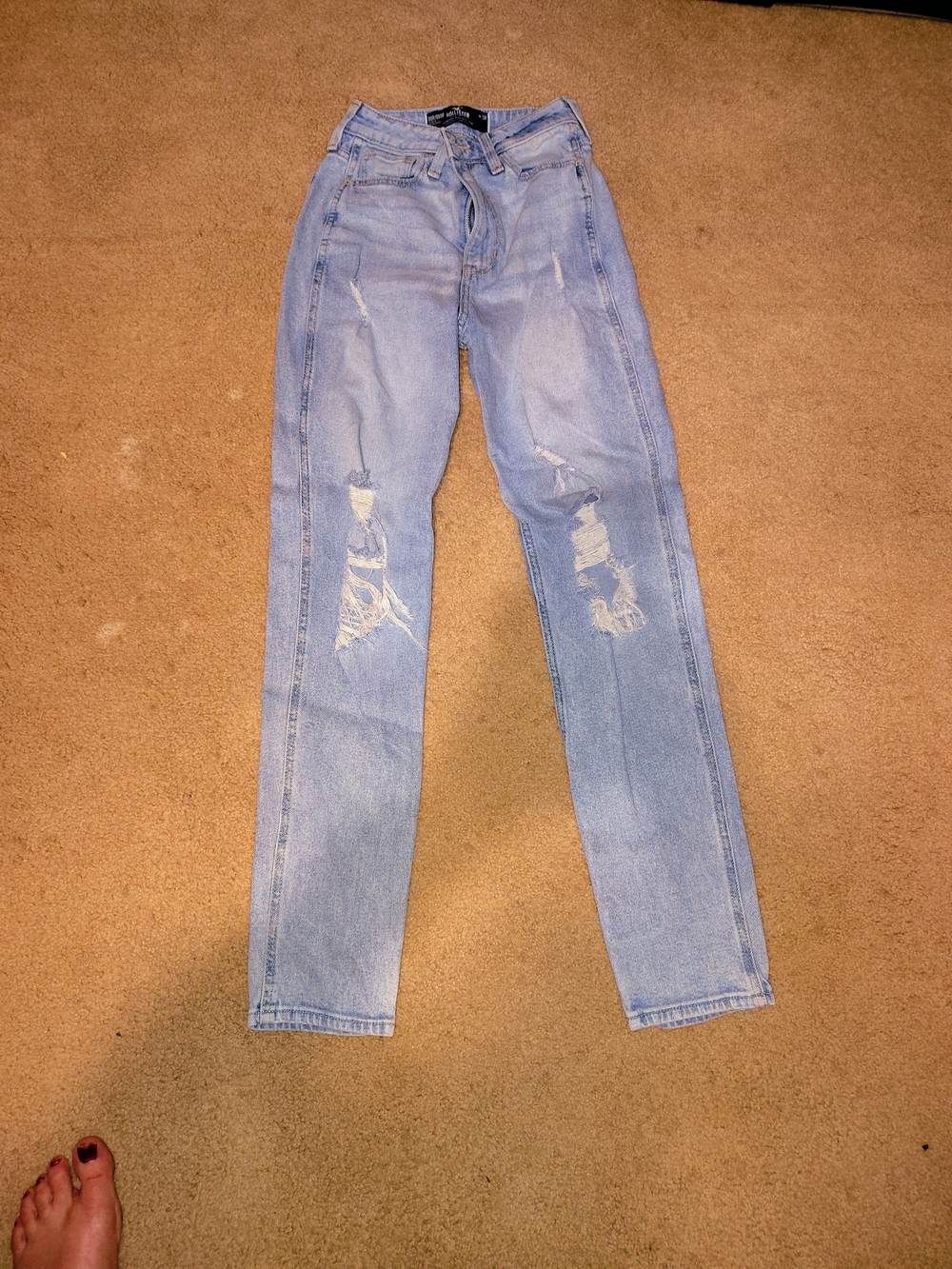 Hollister Ultra High Mom Jean